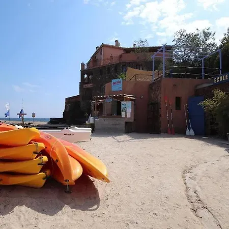 De Prestige En Bord De Dans La Baie De Cannes *