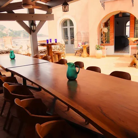 De Prestige En Bord De Dans La Baie De Cannes Villa *