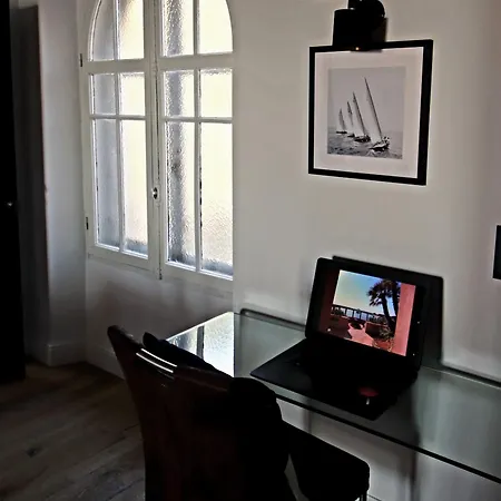 De Prestige En Bord De Dans La Baie De Cannes Villa *